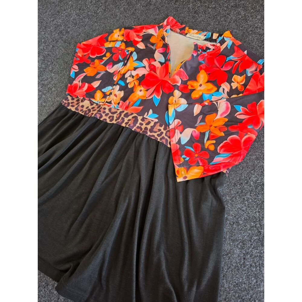 Southern Stitch Womens L Floral Leopard Print Tunic Top Bell Sleeve NWT